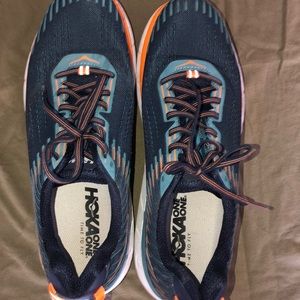 HOKA Clifton 5s